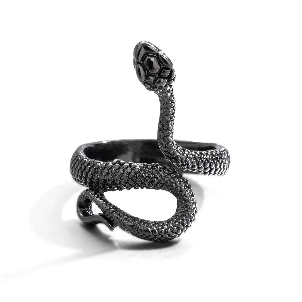 Vintage Gothic Alloy Ring Set – Snake, Butterfly, Heart, Skull & Gemstone Designs – Unisex Adjustable Rings (9 pcs)