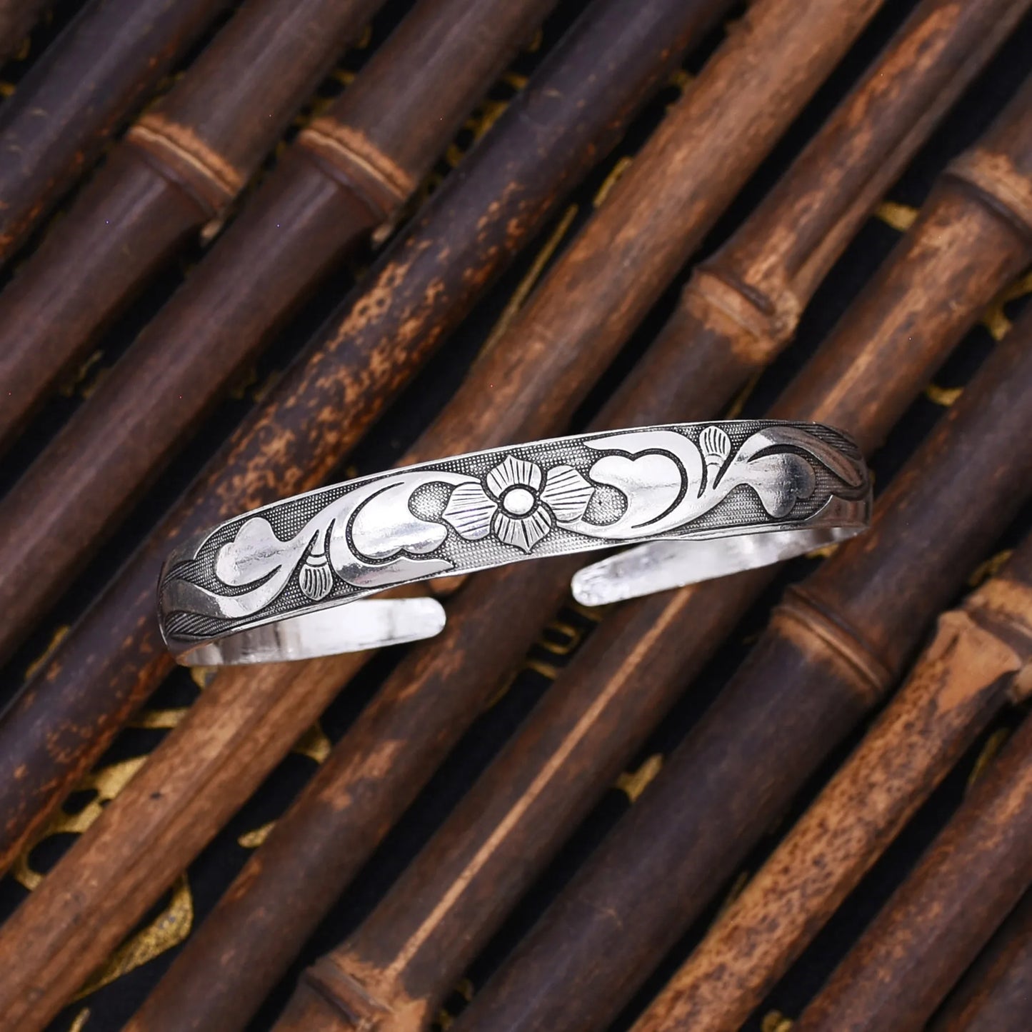 Vintage Kazakh Floral Silver-Plated Cuff Bracelet – Ethnic Boho Style