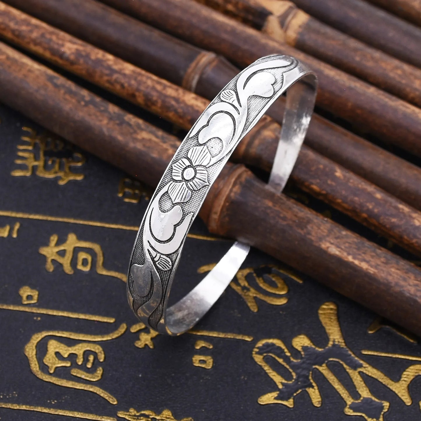 Vintage Kazakh Floral Silver-Plated Cuff Bracelet – Ethnic Boho Style