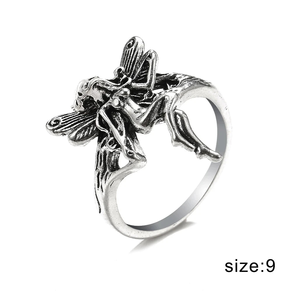 Vintage Gothic Alloy Ring Set – Snake, Butterfly, Heart, Skull & Gemstone Designs – Unisex Adjustable Rings (9 pcs)