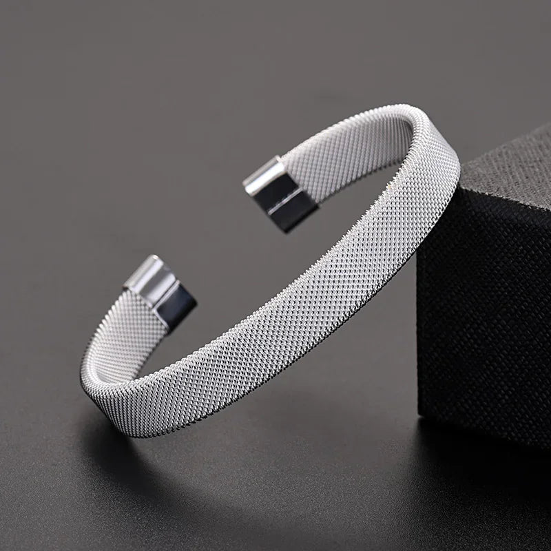 925 Sterling Silver Bracelet – Trendy, Elegant Adjustable Cuff / Bangle Design